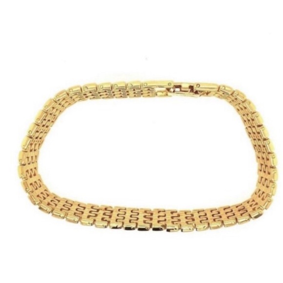 Sold///Vintage Monet Goldtone Chain Link Bracelet - Picture 2 of 3